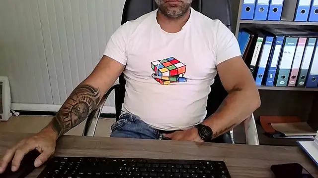 Evasionee Chat XXX live