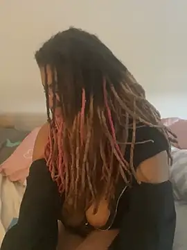 BustyyTTn Live XXX chat