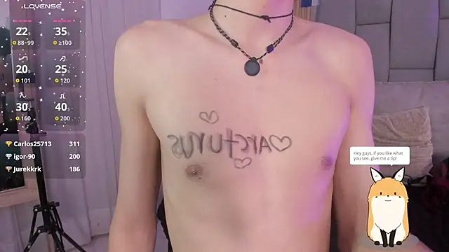 Mika_love_milo Show in webcam