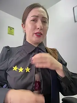 suzy-111's Webcam Show