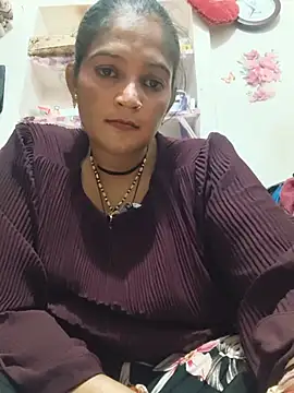 Mohni_love's Webcam Show