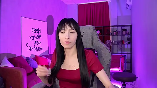 SeraphineSparda Chat XXX in diretta