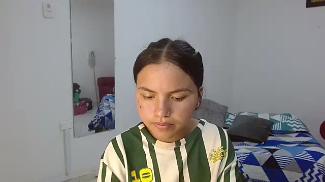 kimmyfuckass' Live XXX Chat