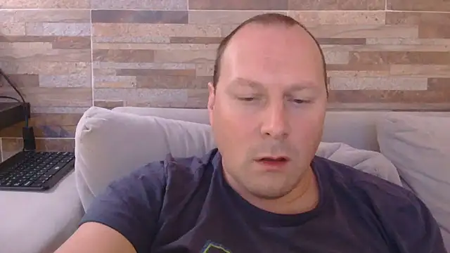 Pertunjukan Kamera Web lustonfan