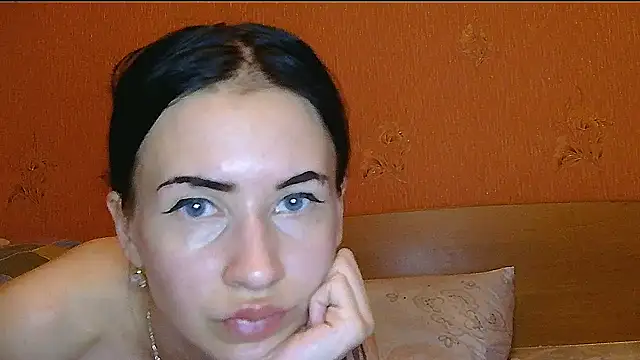 Chat +18 de Starry_Siren ao vivo