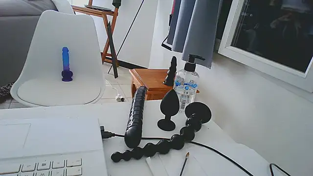 jibe13@xh Шоу с уебкамера