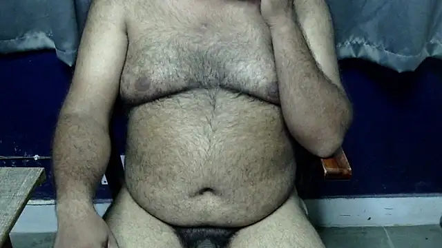 hairysubcub_70n Webbikameraesitys