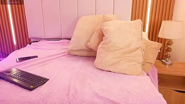 KimSensual_ Chat XXX in diretta