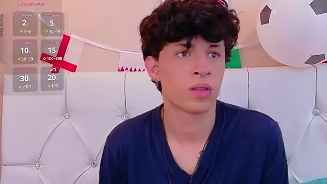 Show modela Axel__Evans na web-kameri