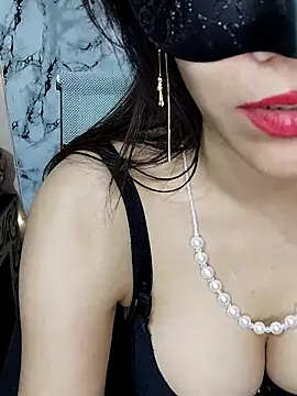 Pokazy przed kamerką – lovelyrosewifey