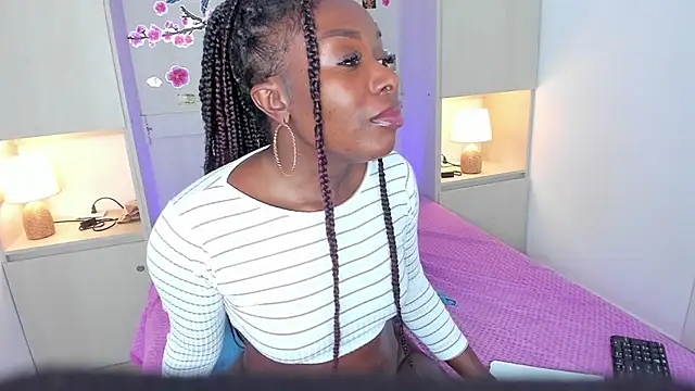 TaylorBloom Live XXX-chat
