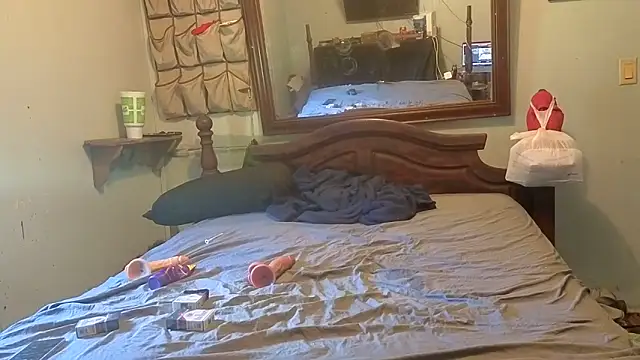 butttslut's Webcam Show