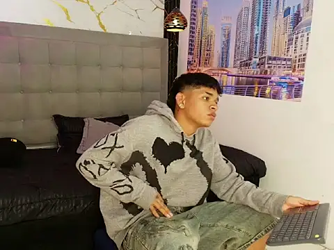Chatroom XXX en direct de nova_mitchell7