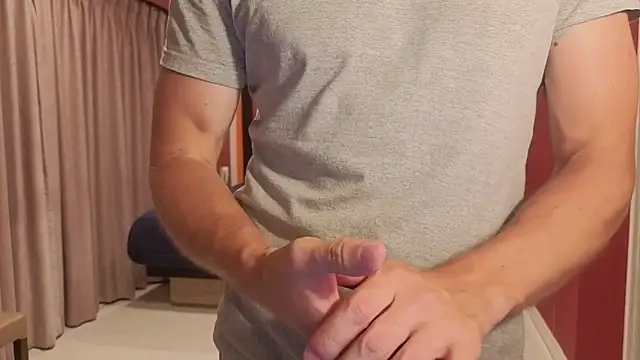 צ'אט XXX בשידור חי של AlansonofDaddy