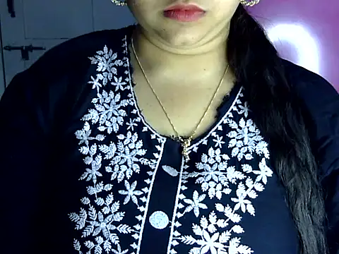 Cute_Aliyaa's Live XXX Chat