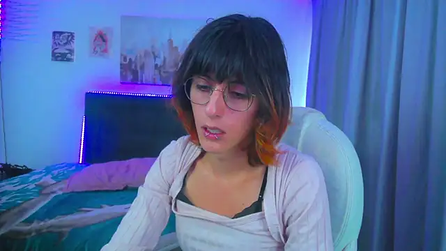 goth_minerva's Webcam Show