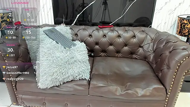 OliviaWilliamm XXX чат на живо