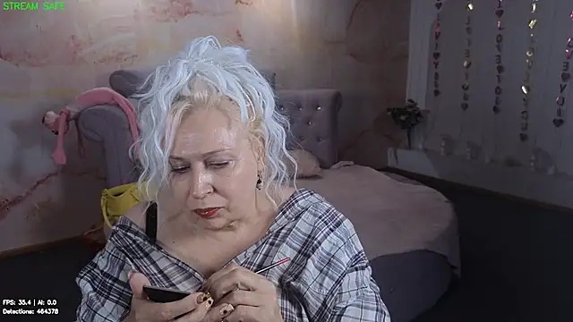 Czat XXX na żywo – Penelope_Pinky