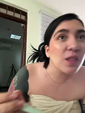Chat XXX en directo de KathiaJenner