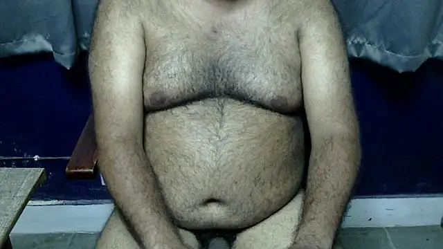 hairysubcub_70 webcam show