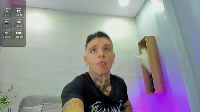 Ian_Castillo_ live XXX chat