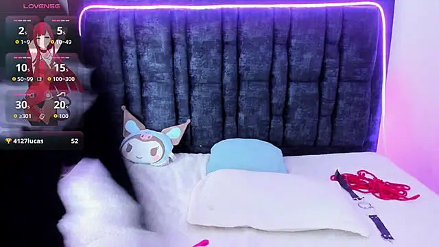 Aurora_Doll_ লাইভ XXX চ্যাট