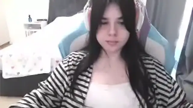 LunarMia Live XXX-chat