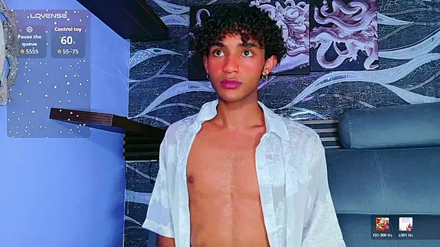 Aaron_Wiinter Adlı Modelin Canlı XXX Sohbeti