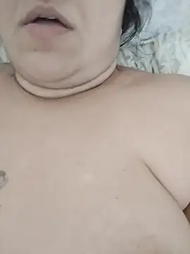Mari29patty Adlı Modelin Canlı XXX Sohbeti