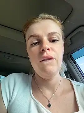 Chat XXX ao vivo de HarrietDart