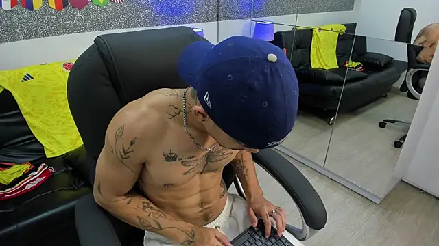 Chatroom XXX en direct de Jared_Cole