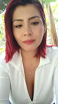 XXX chat uživo modela LINDA_PATTY94