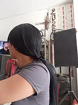 Katy_RoseXのライブXXXチャット