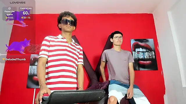 แชท XXX สดของ VERY_HOT_GUYS