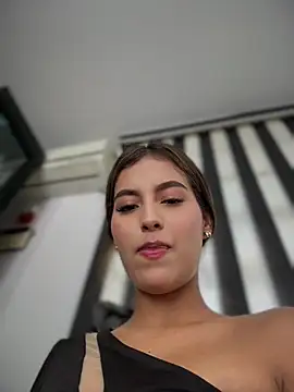 دردشة Valeria-escobar الجنسية المباشرة