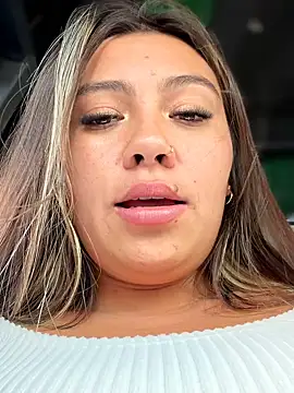 LIZ-06_ Webcamshow