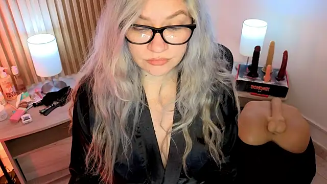 MarianL0ve's Live XXX Chat