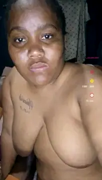 ChubbyMidgetxxx19 Live XXX-chat