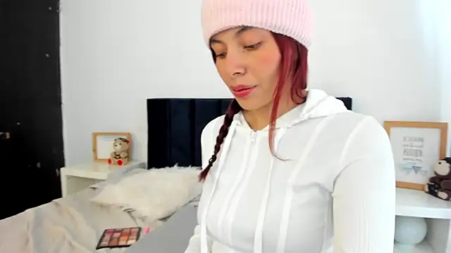 melanie_roux__'s Live XXX Chat