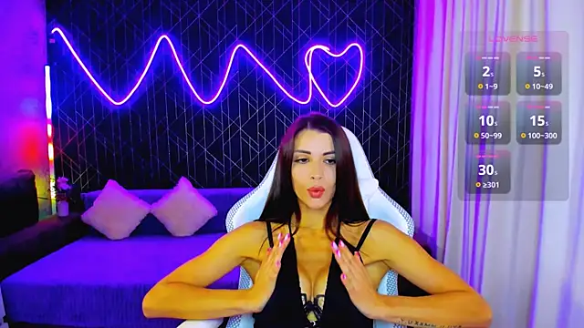 KateMagic Adlı Modelin Canlı XXX Sohbeti