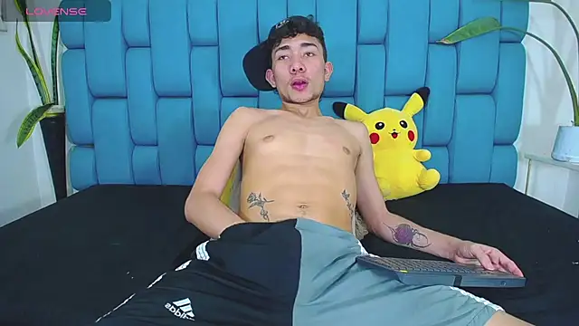 Онлайн чат XXX Max_Holson