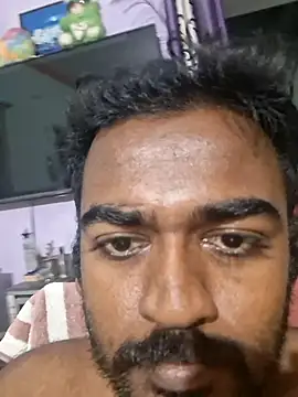 BlackHairy_man Show in webcam