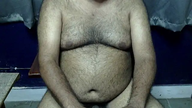 hairysubcub_70 – Kamerová šou