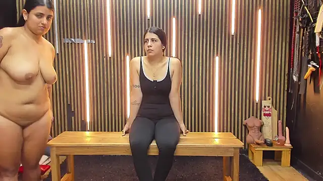 VantablackBDSMShow_ Show in webcam