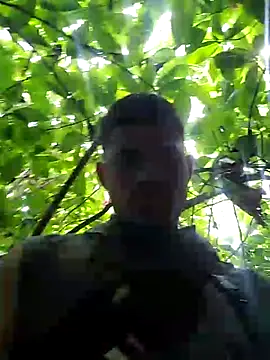 Latins_on_fire Show in webcam