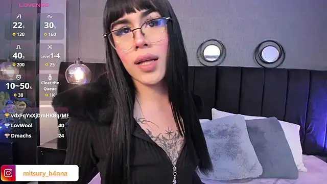 צ'אט XXX בשידור חי של Hanna__mitsury_
