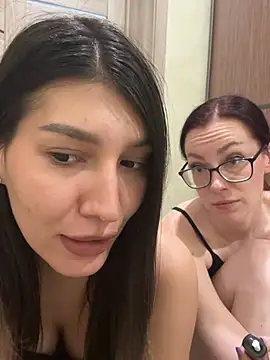 RussianGirls_: διαδικτυακό σόου στην κάμερα