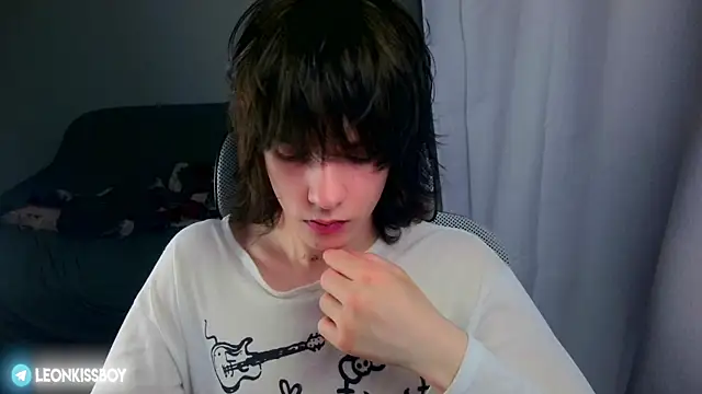 عرض كام LeonBoykisser