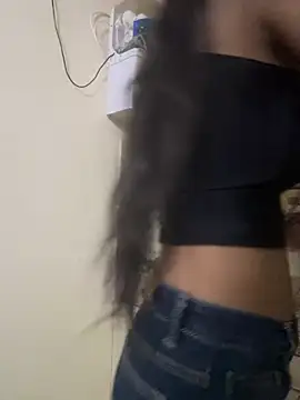 LuxeAura Webcamshow
