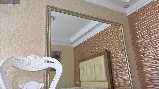 Chat XXX en directo de Miladiosa